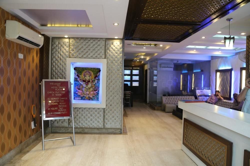 Hotel Grand Plaza New Delhi Eksteriør bilde