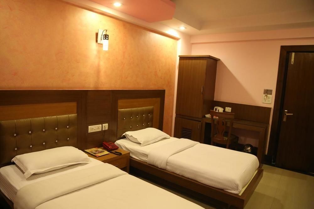Hotel Grand Plaza New Delhi Eksteriør bilde