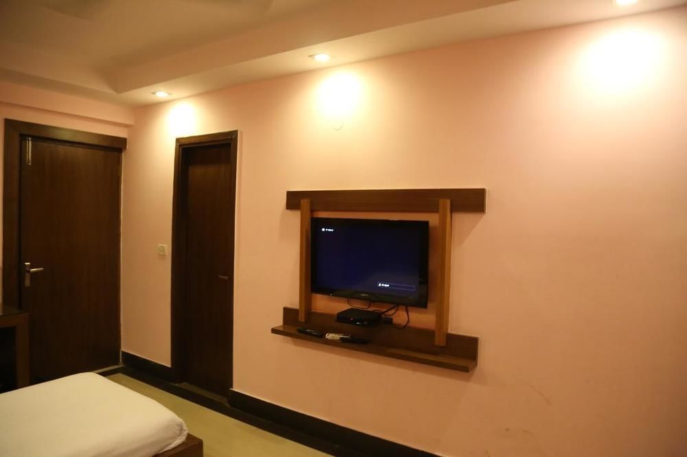 Hotel Grand Plaza New Delhi Eksteriør bilde